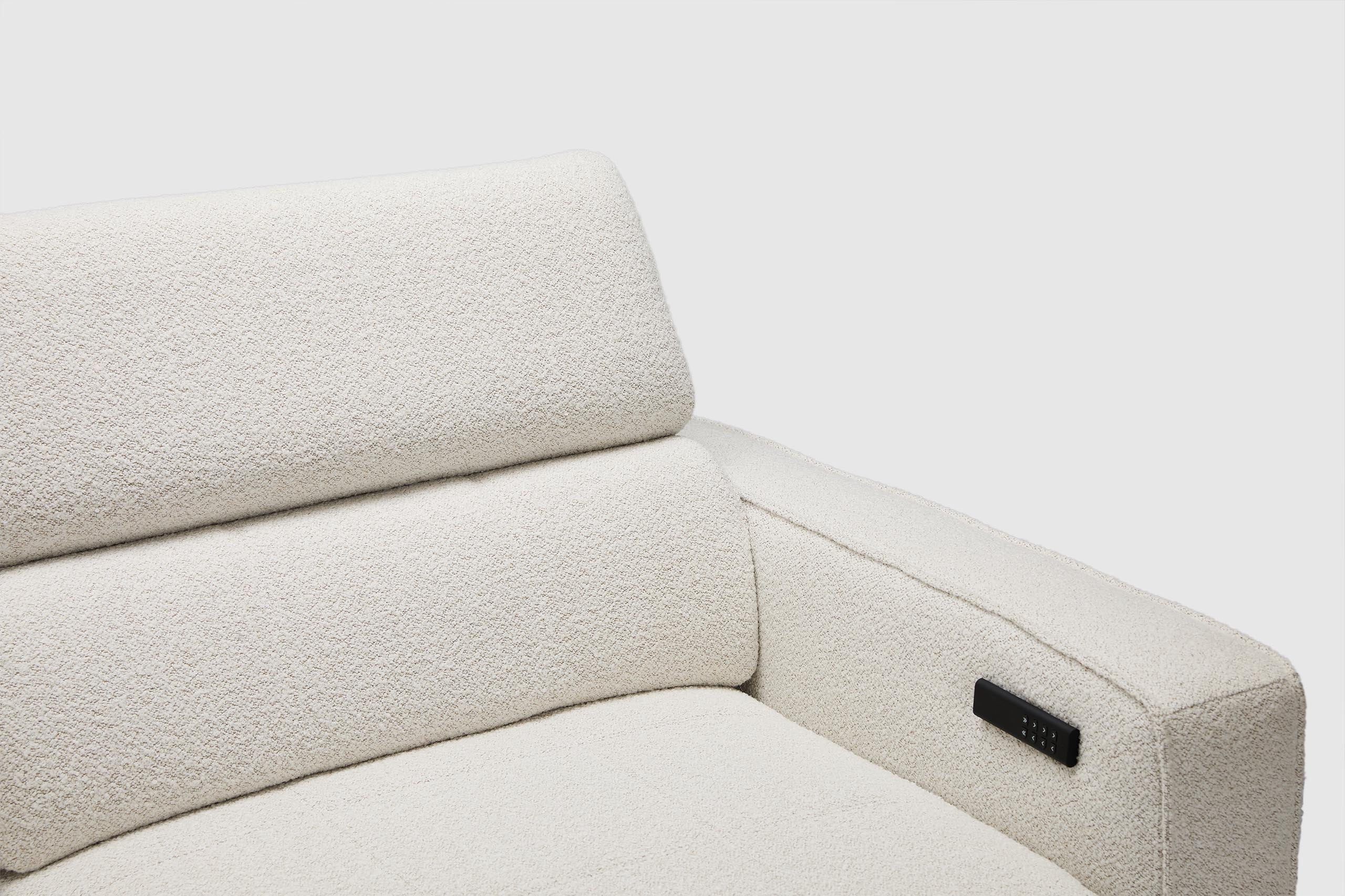 Adele 2.5 Seater - Image 18