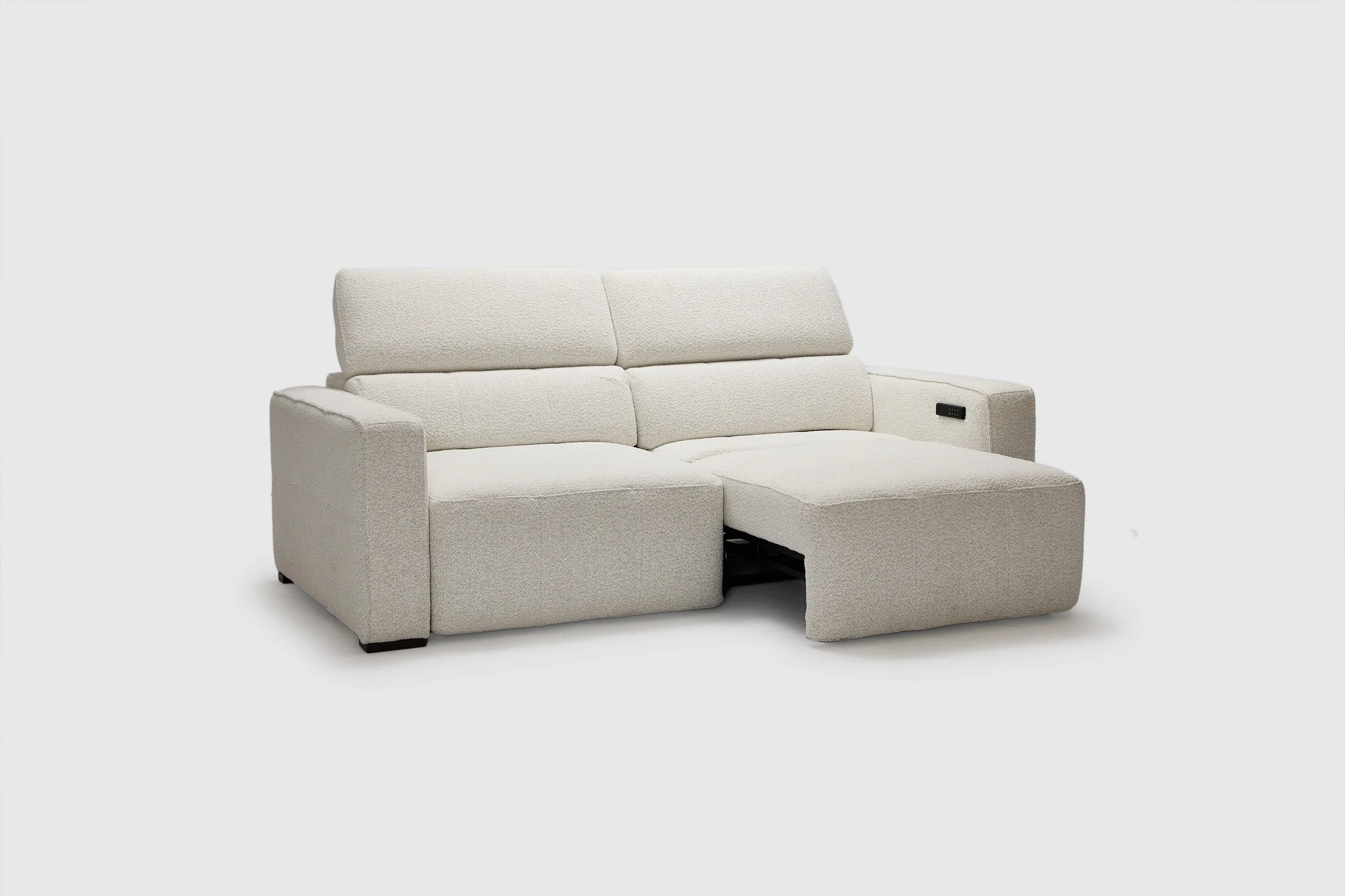 Adele 2.5 Seater - Image 9