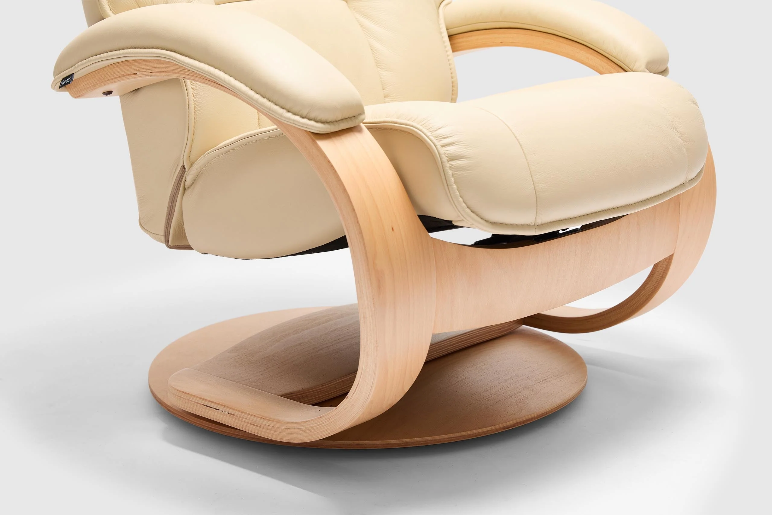 Admiral Fjords Large Recliner Chair + Footstool - Image 14