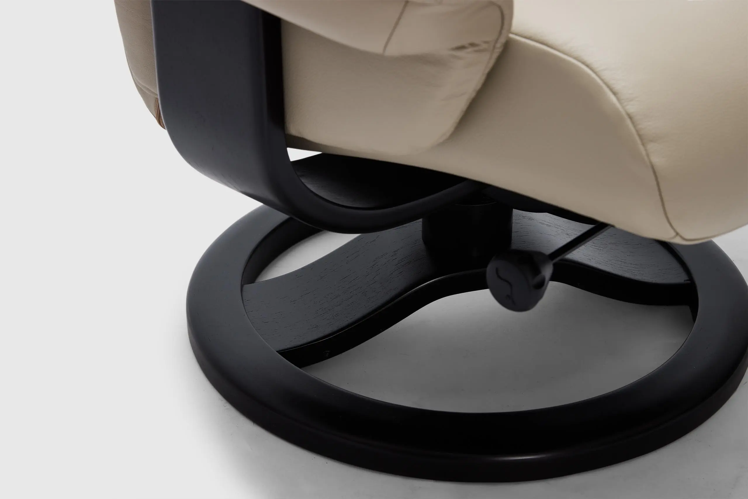 Alfa Fjords Recliner + Footstool Large - Image 12