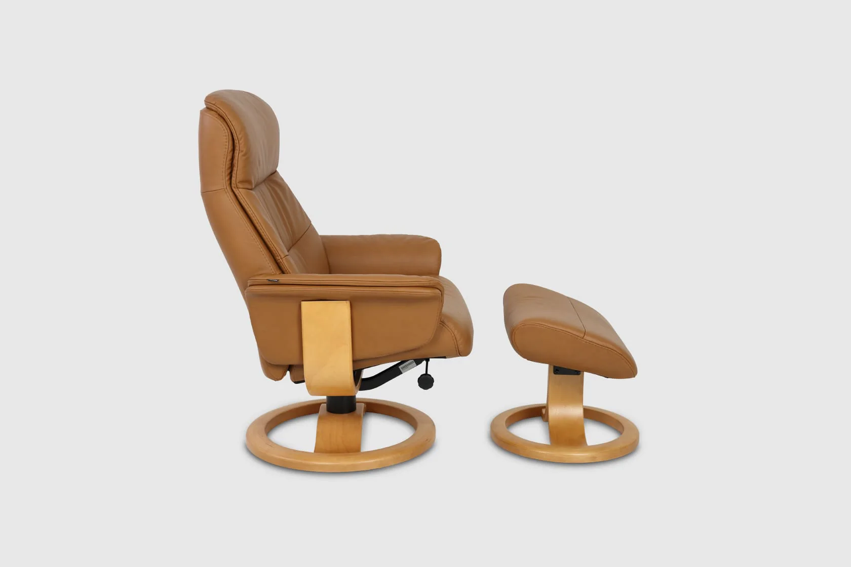 Anne Fjords Recliner Chair Leather - Large - Image 5