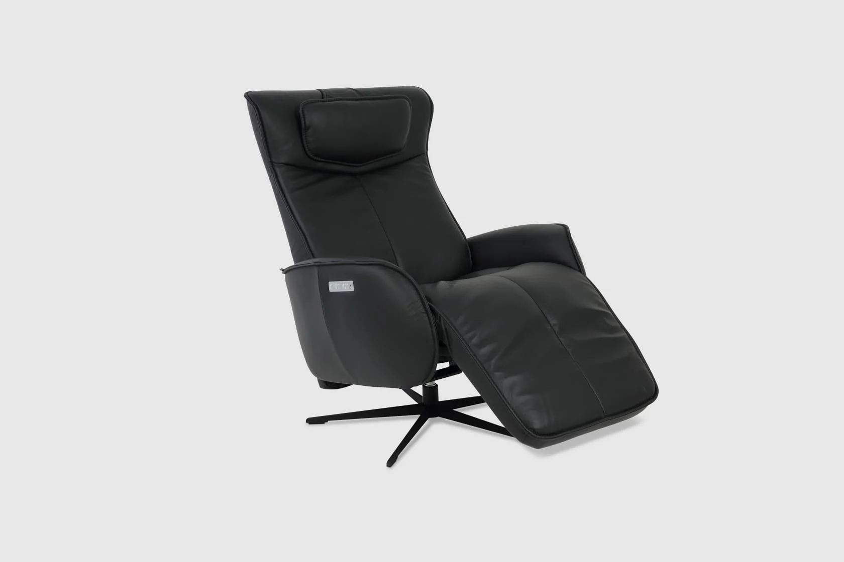 Axel Fjords Recliner Chair - Image 5