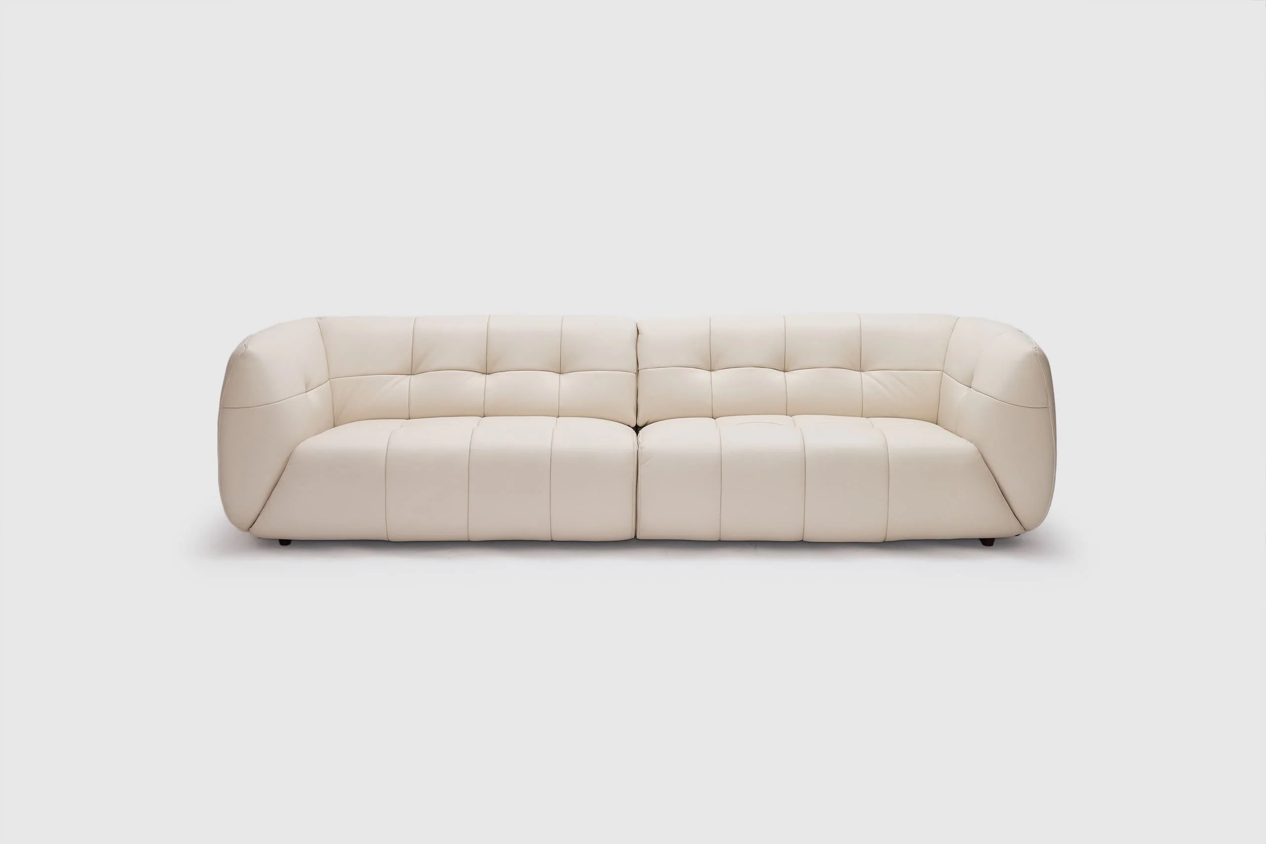 Bric 4 Seater Leather *Ex-Demonstration* - Image 3