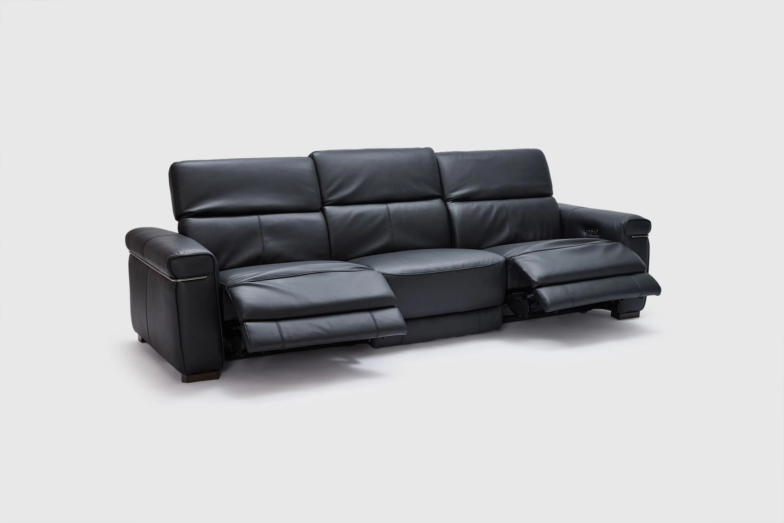 Briona 3.5 Seater Dual Electric Recliners & Electric Headrests - Leather - Image 5