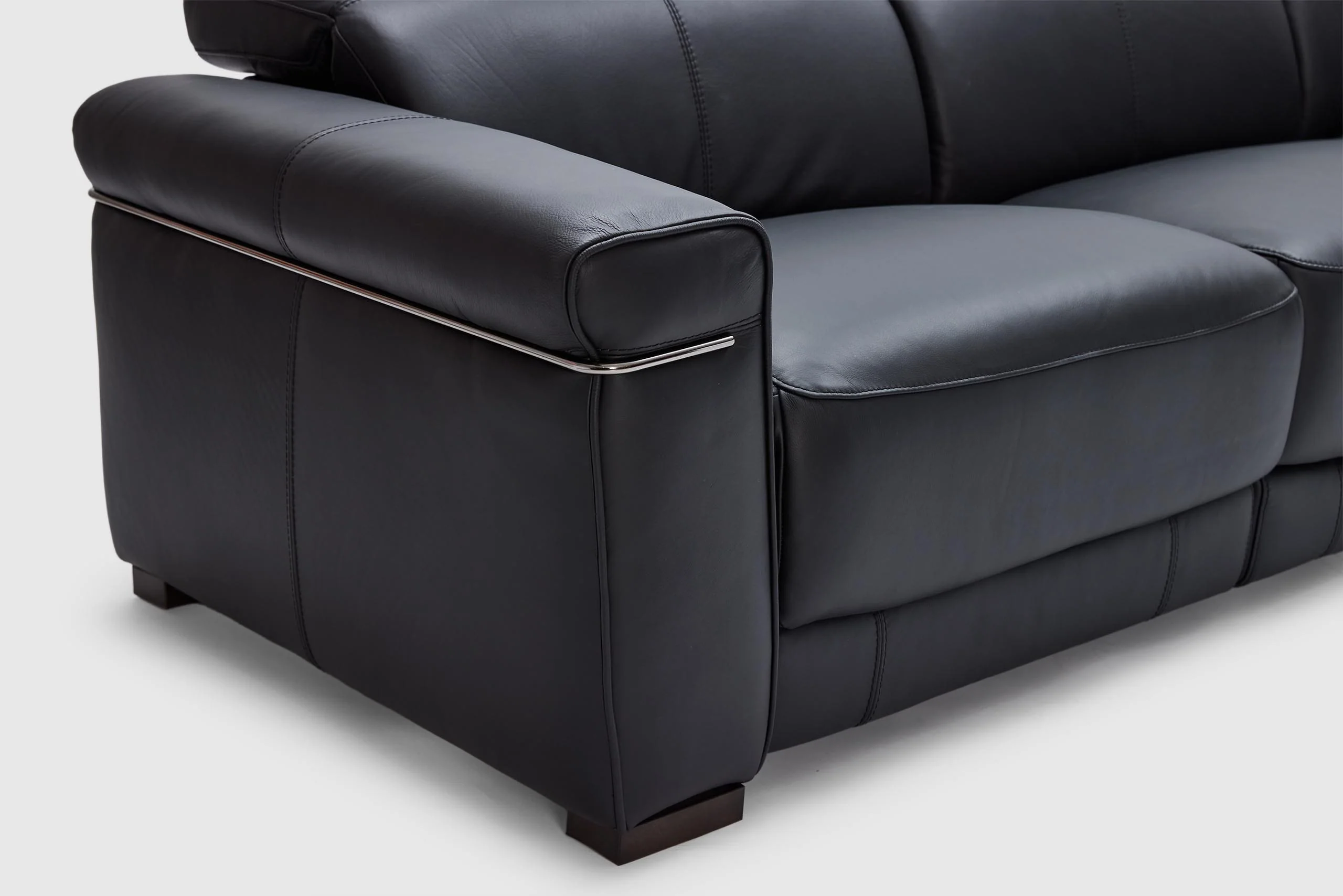 Briona 3.5 Seater Dual Electric Recliners & Electric Headrests - Leather - Image 9