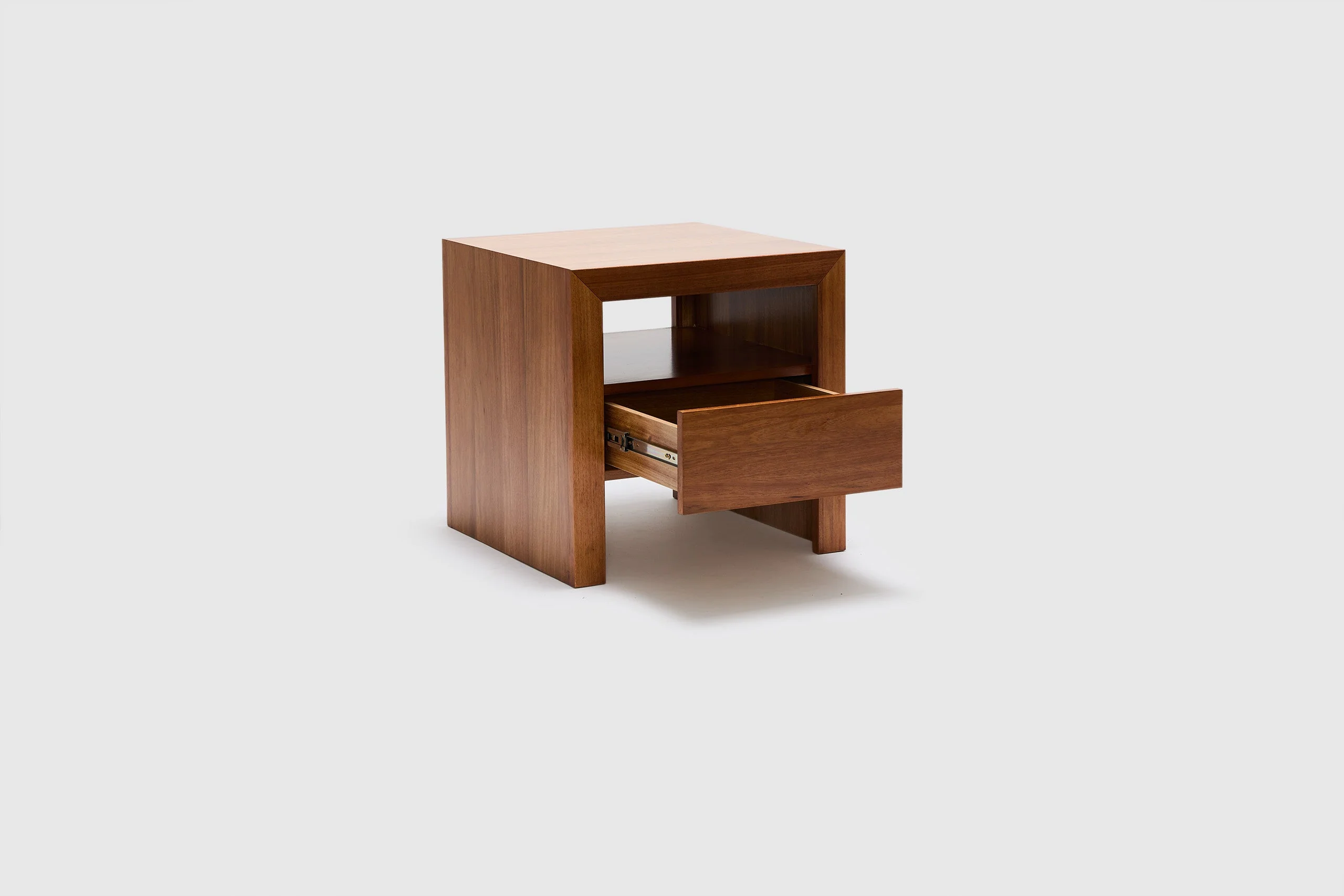 Bronte Lamp Table - Image 4