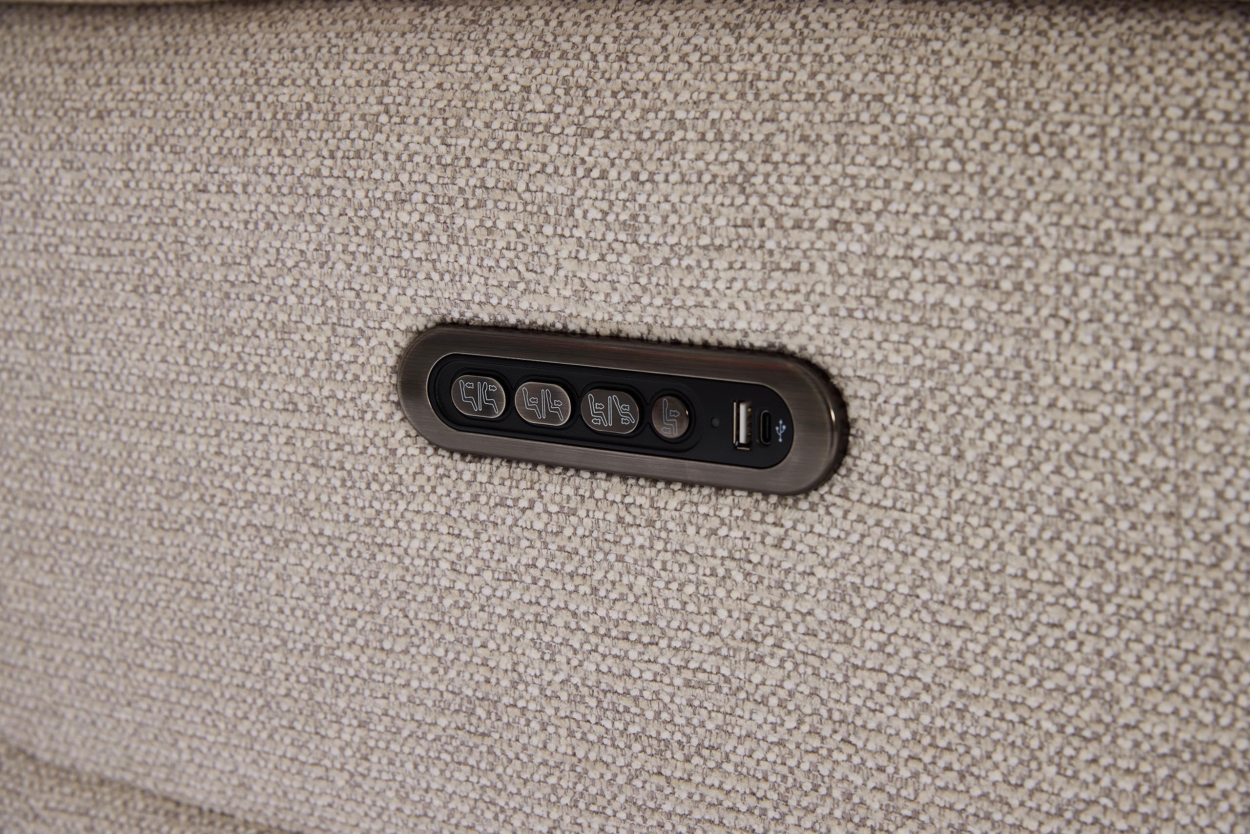 Elezay 2 Seater - Fabric - Image 10