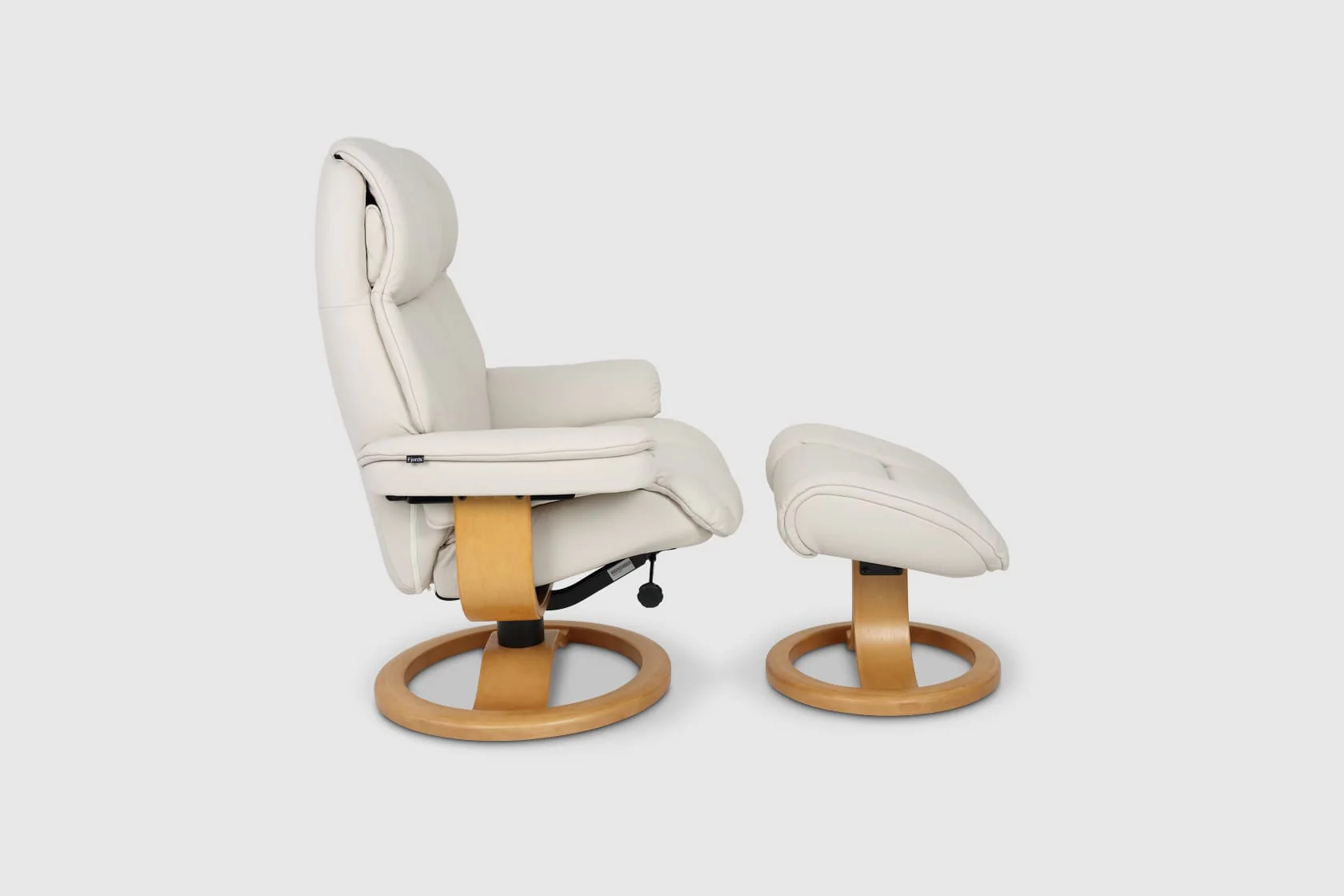 General Fjords Recliner - Ivory - Image 6
