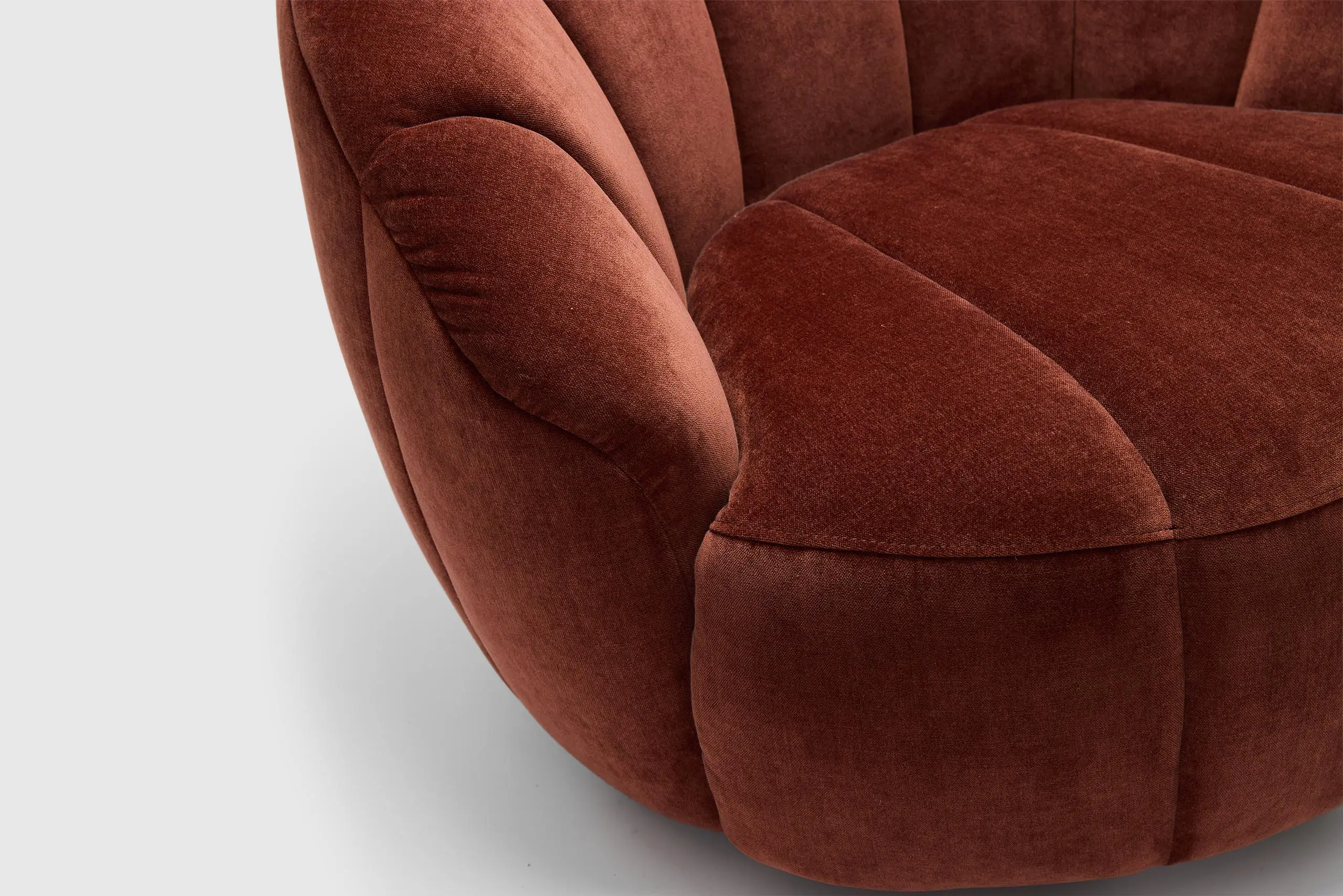 Hub Swivel Chair - Image 8