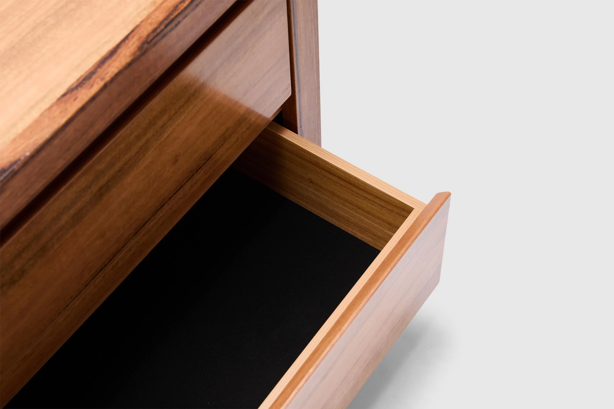 Kalgoolie Entertainment Unit - 196cm - Image 10