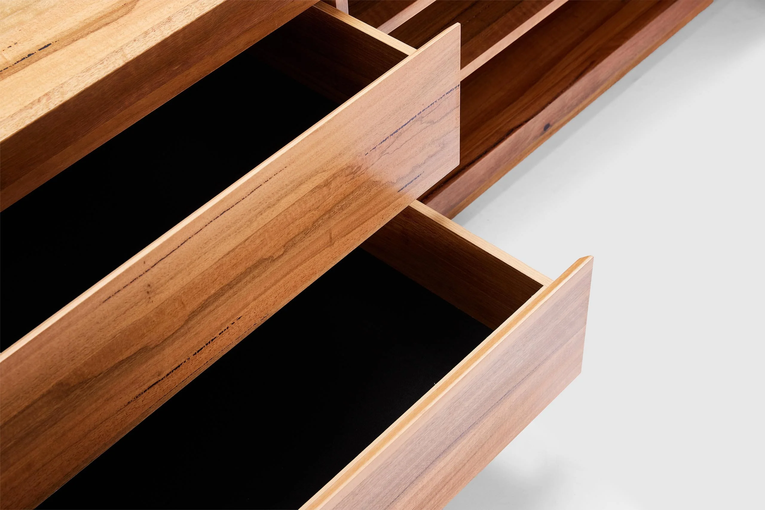 Kalgoolie Entertainment Unit - 240cm - Image 8
