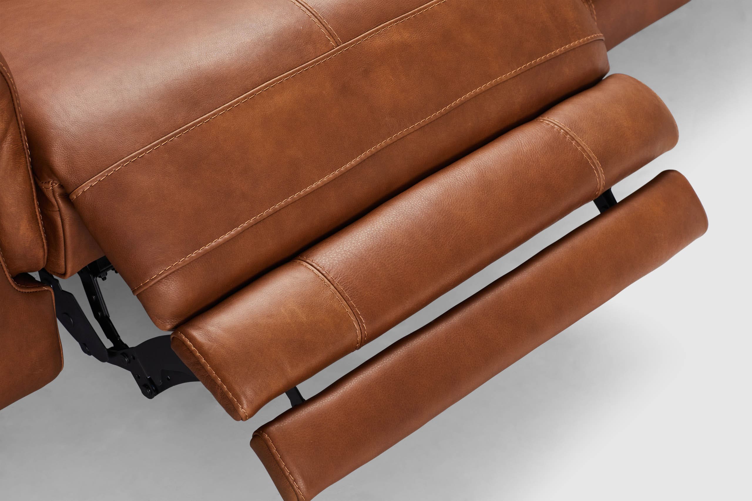 Kelly 2.5 Seater Dual Electric Recliners And Adjustable Headrests - Vintage Leather - Image 10