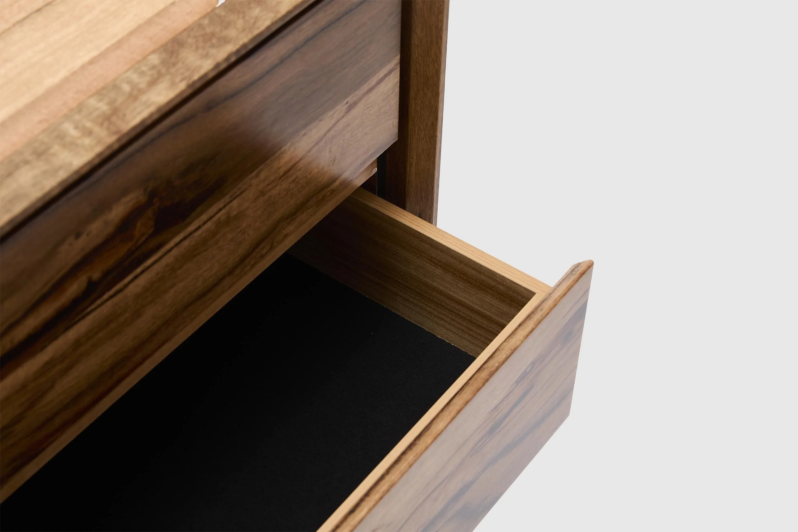 Kelsey Dresser - Image 8