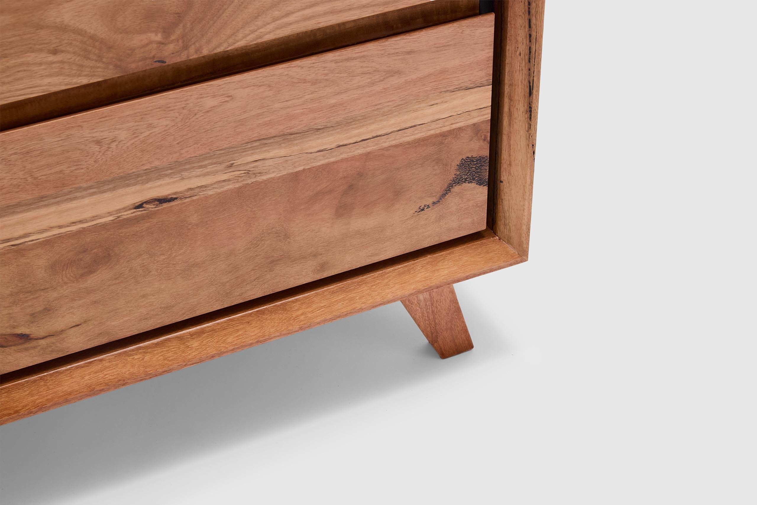 Kelsey Tallboy - Image 10