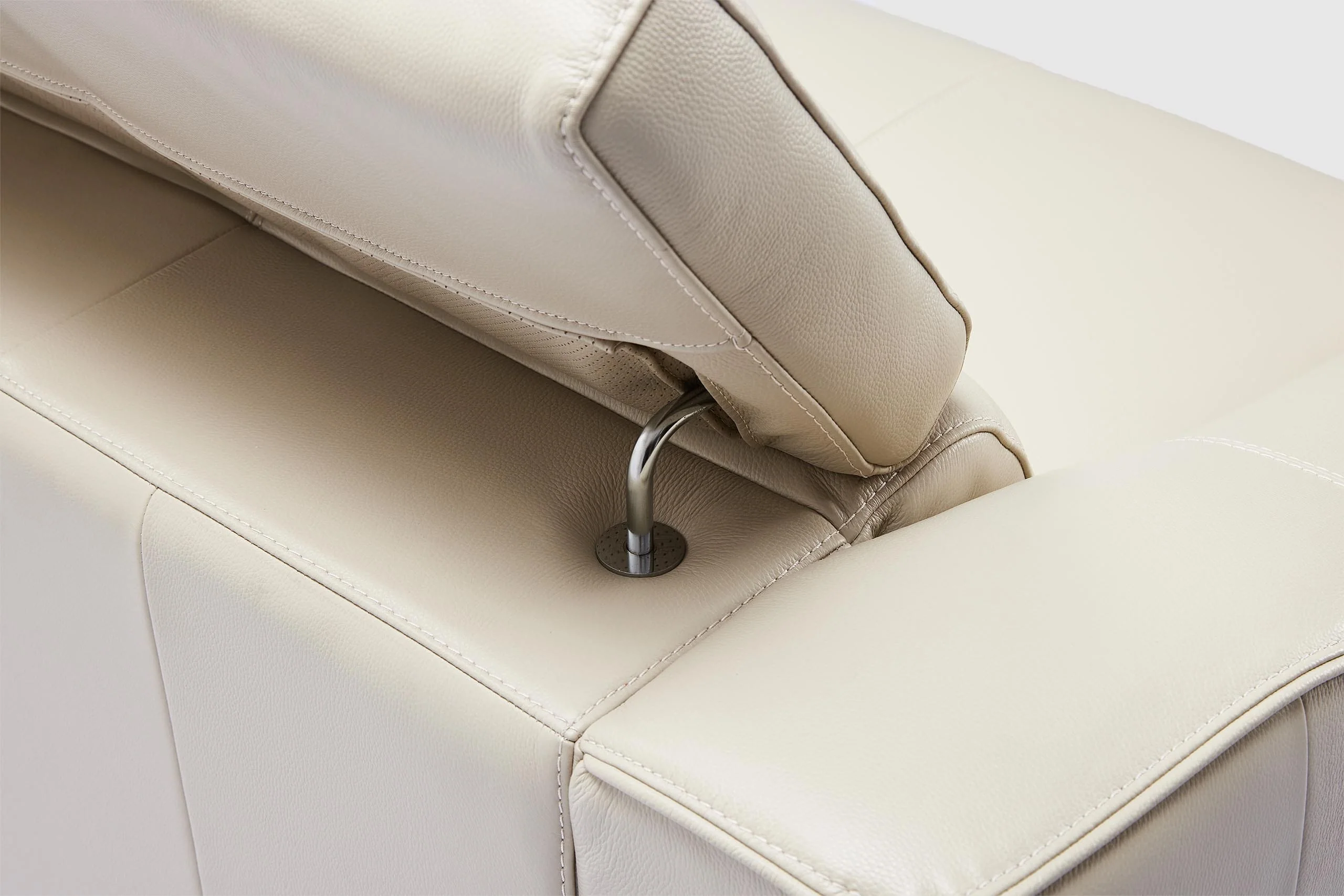 Mayfair Sofabed - Leather - Image 14