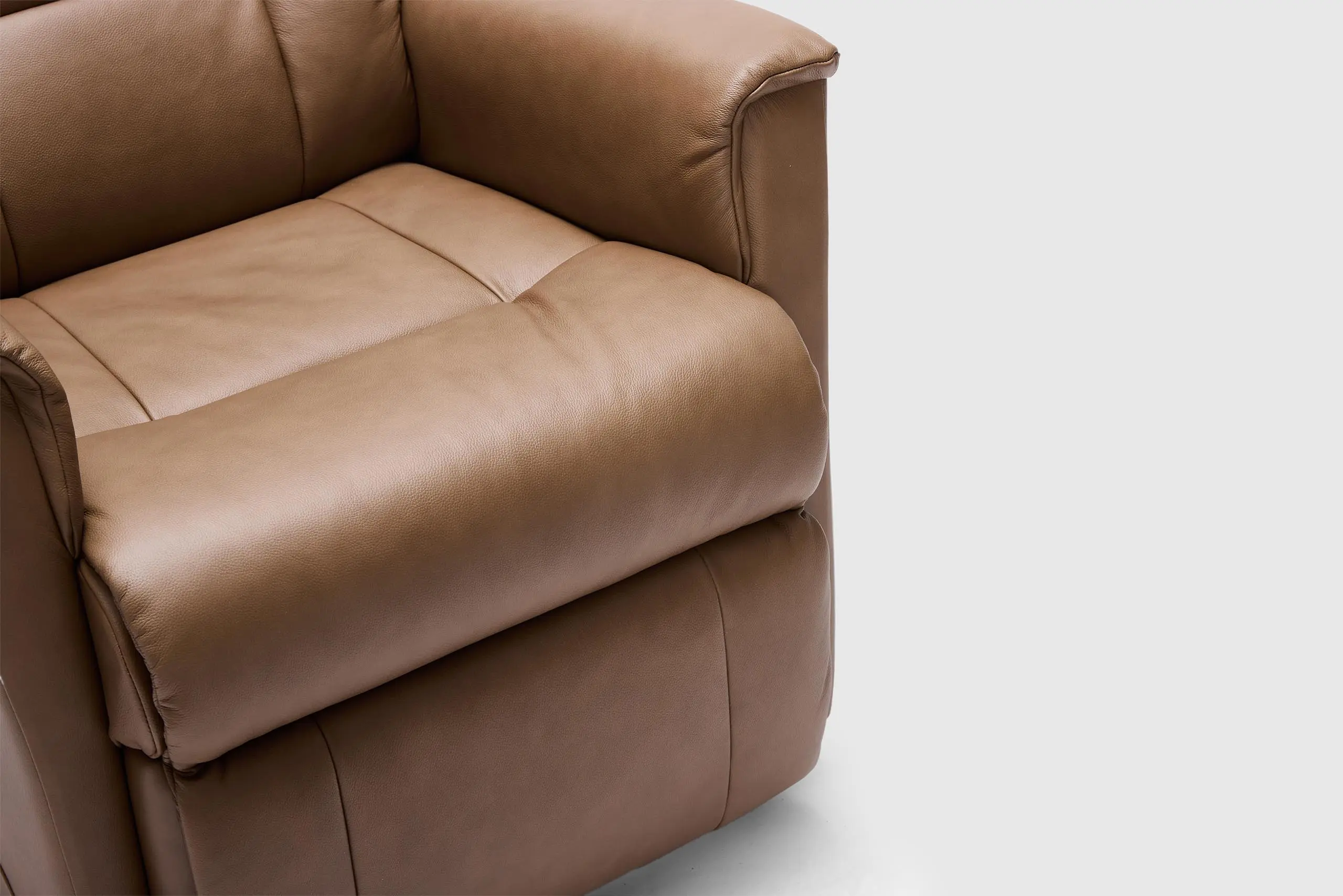 Memphis Fjords Lift Chair ¬ Leather - Image 20