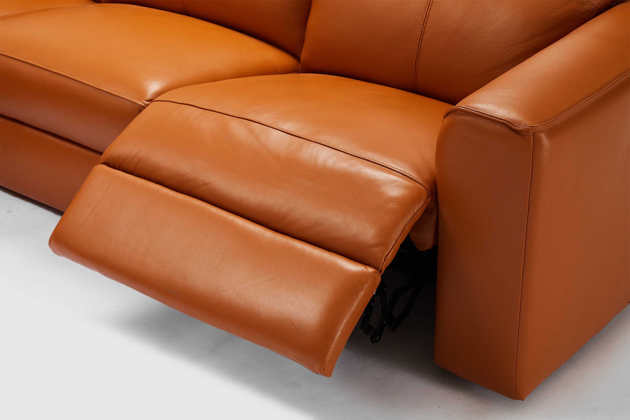 Morelli 2.5 Seater Dual Electric Recliners With Electric Headrests - Image 10