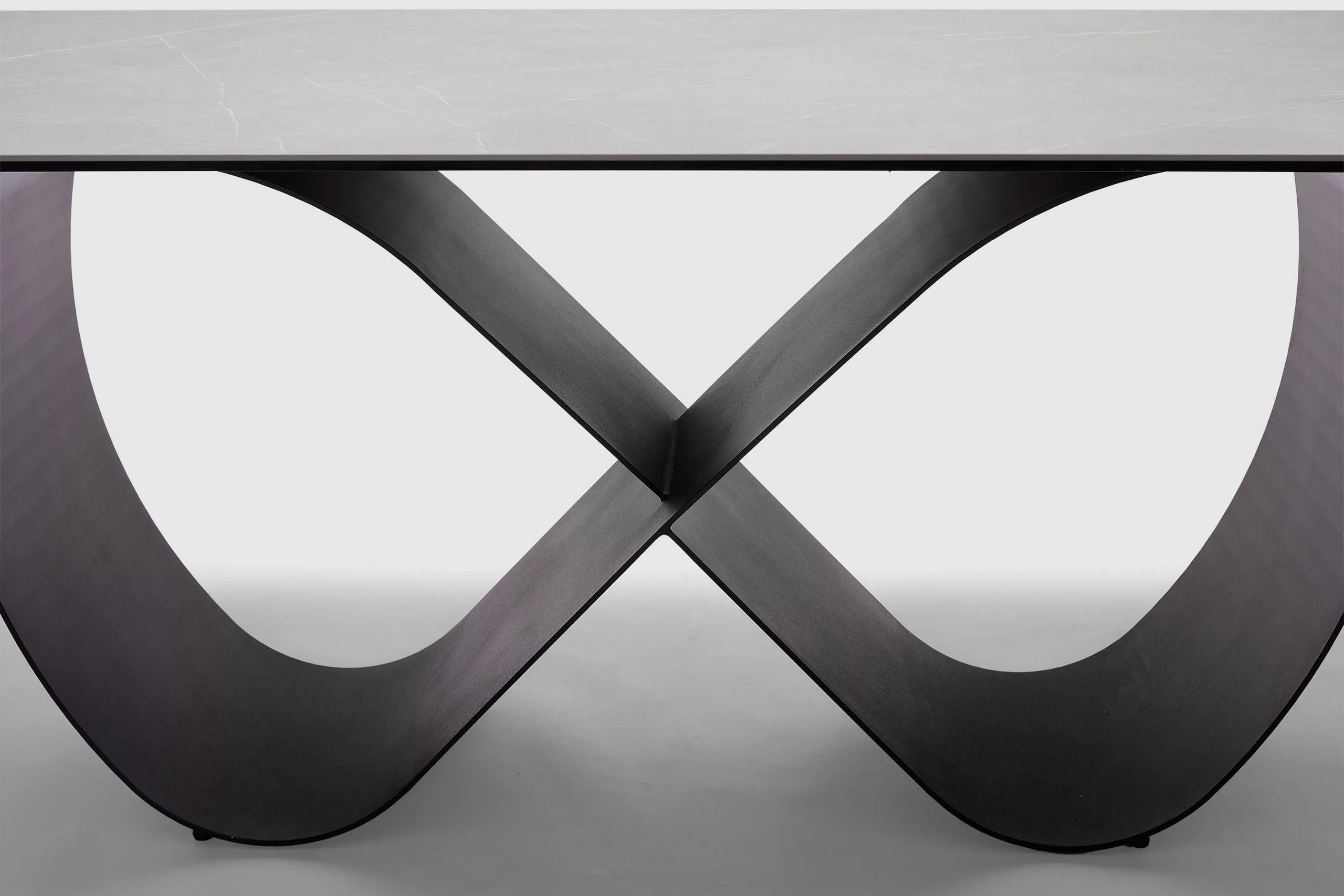 Otto Dining Table - Image 6