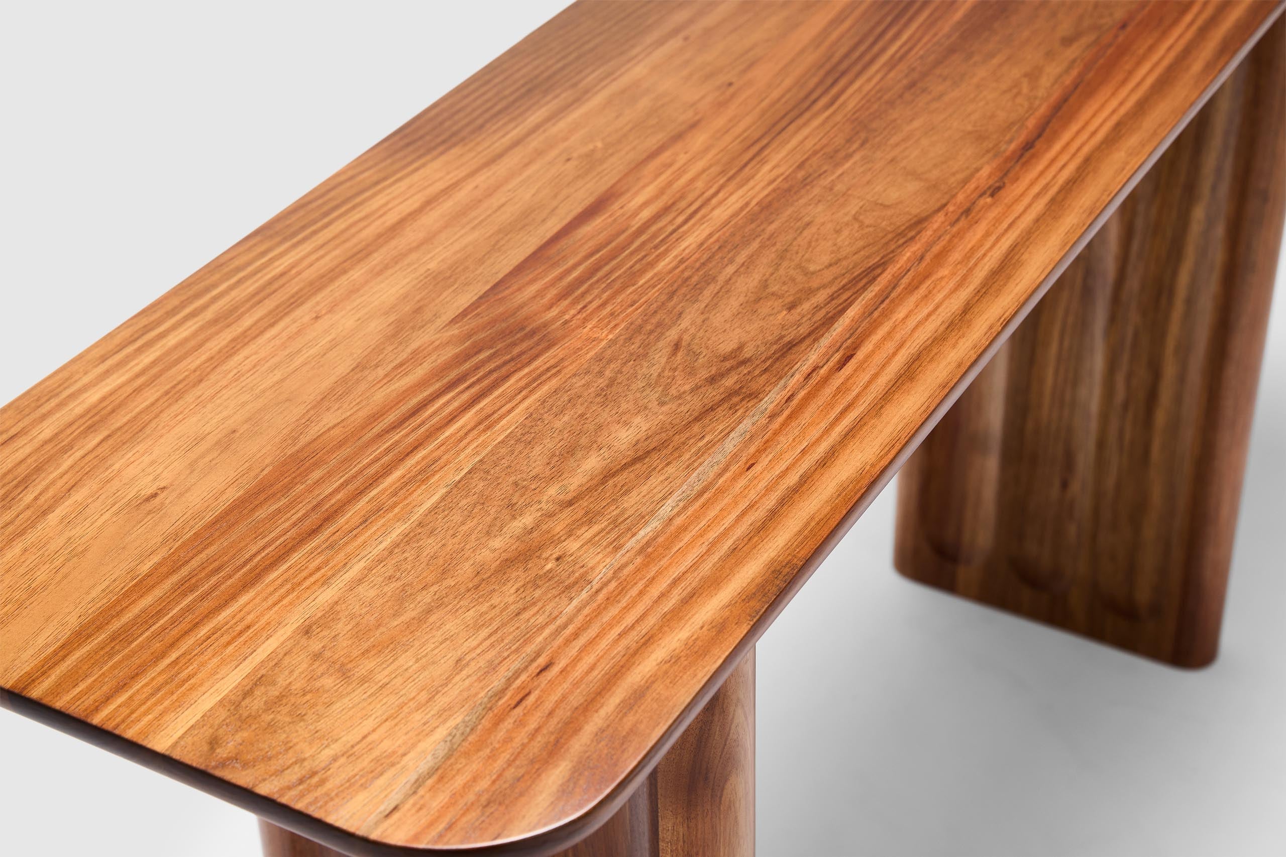 Penia Console - Image 4