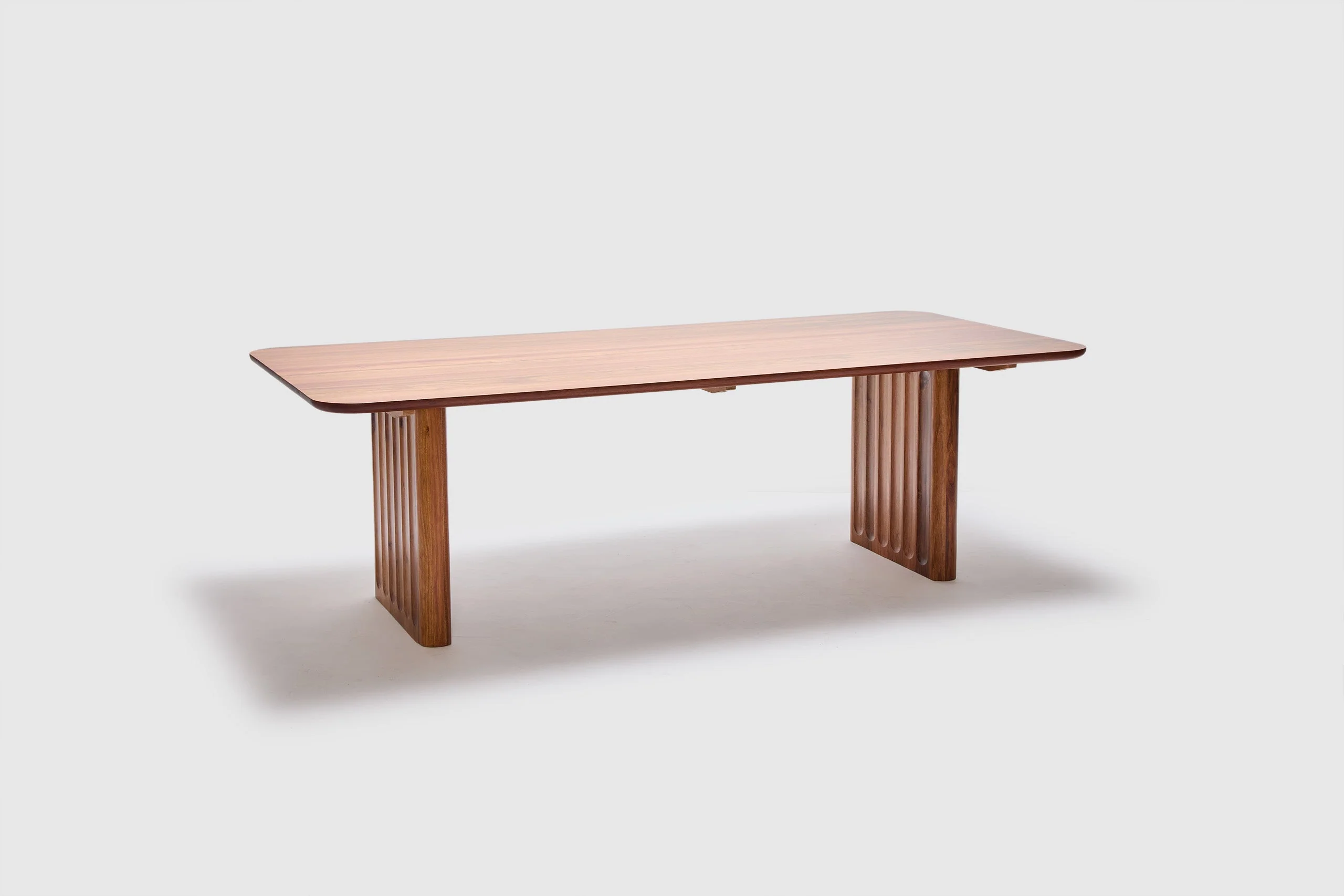 Penia Dining Table - Image 3