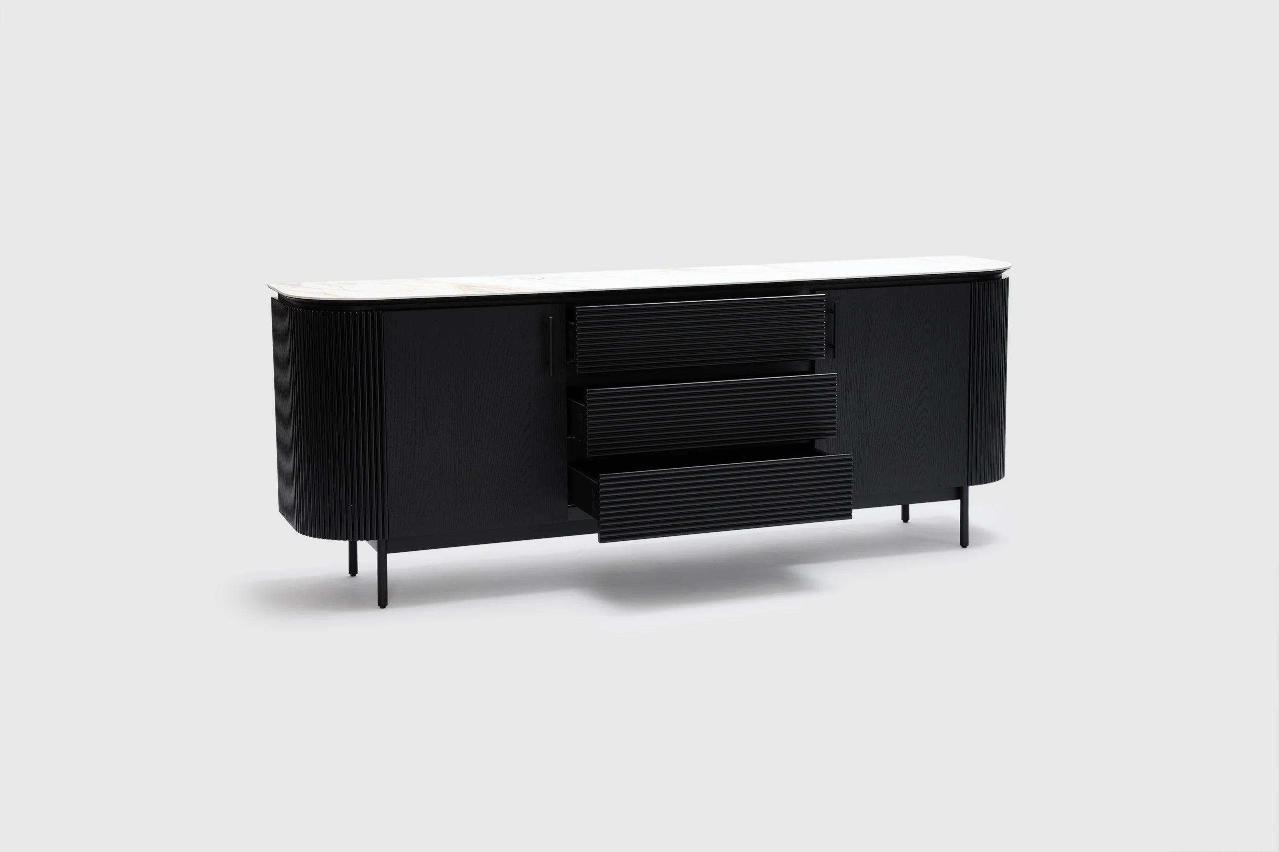 Picasso Buffet - Image 6