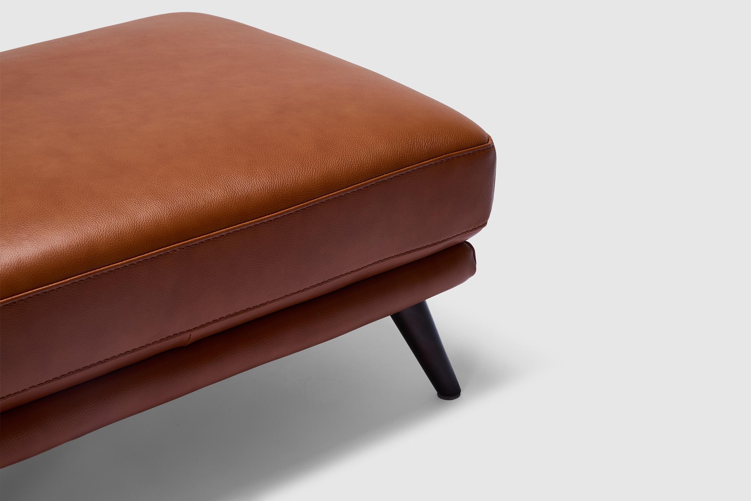 Serano Ottoman Leather - Image 5