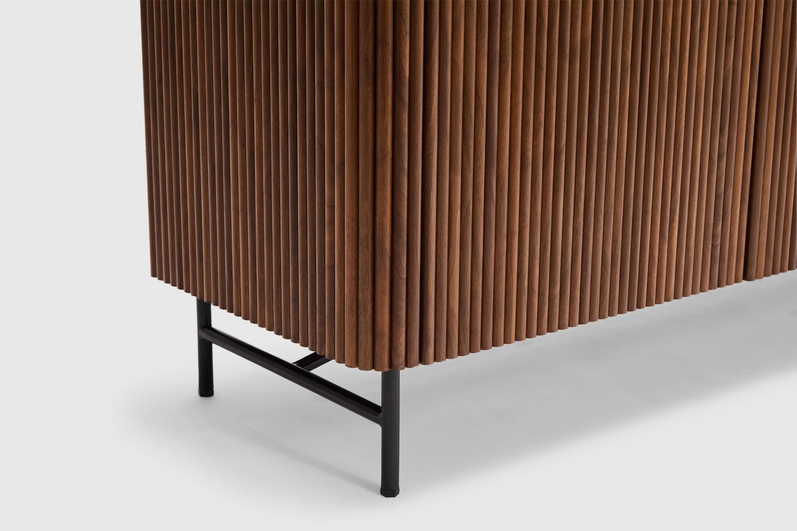 Soren 4 Door Buffet American Walnut - Image 8