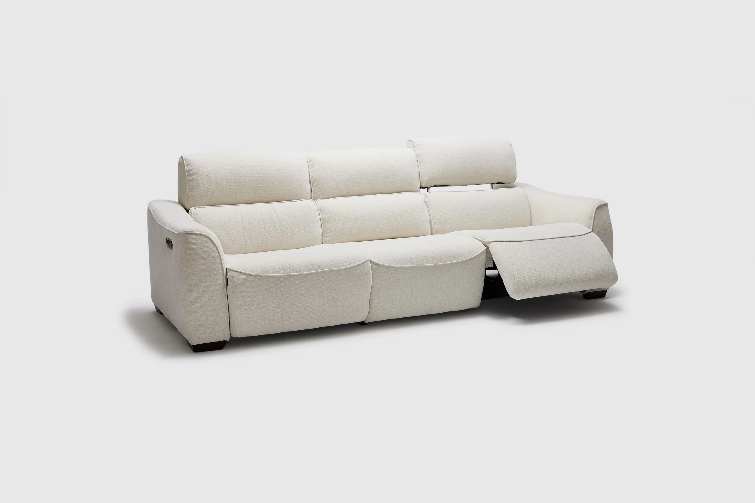 Tara 3.5 Seater With Electric Recliners And Telescopic Headrests - Image 4