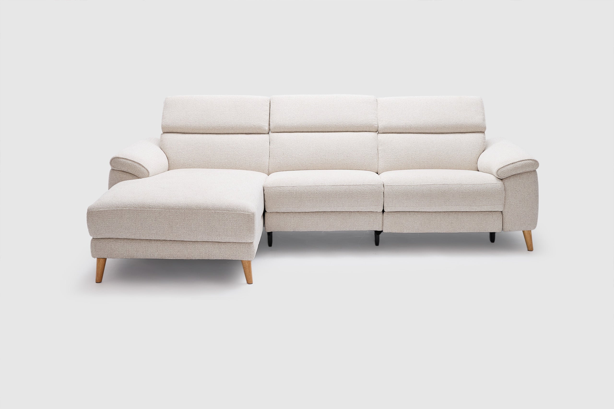 Zaida 2.5 Seater Includes 1 Electric Recliner And Headrest With Chaise - Image 4